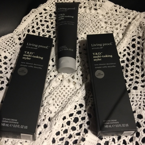 New Living proof T.B.D. multi-tasking styler 5 oz. - Picture 5 of 8